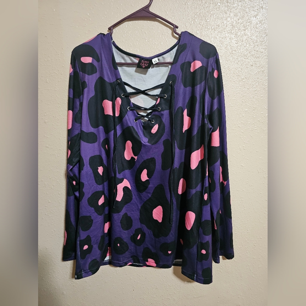 Rebel raven leopard xl shirt